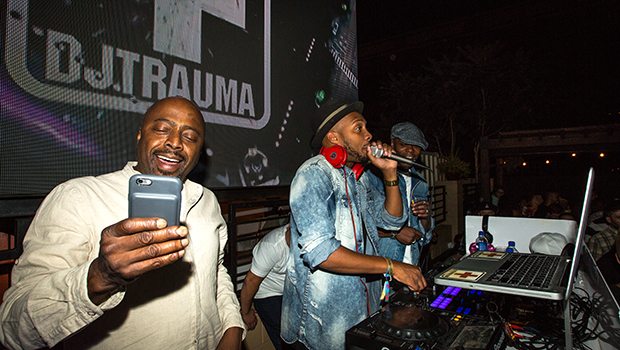 Rawlings surprised attendees by joining the rooftop party and was sure to snap it up with Chappelle and Trauma on stage, catching Trauma live in action doing what he does best-get the crowd moving.