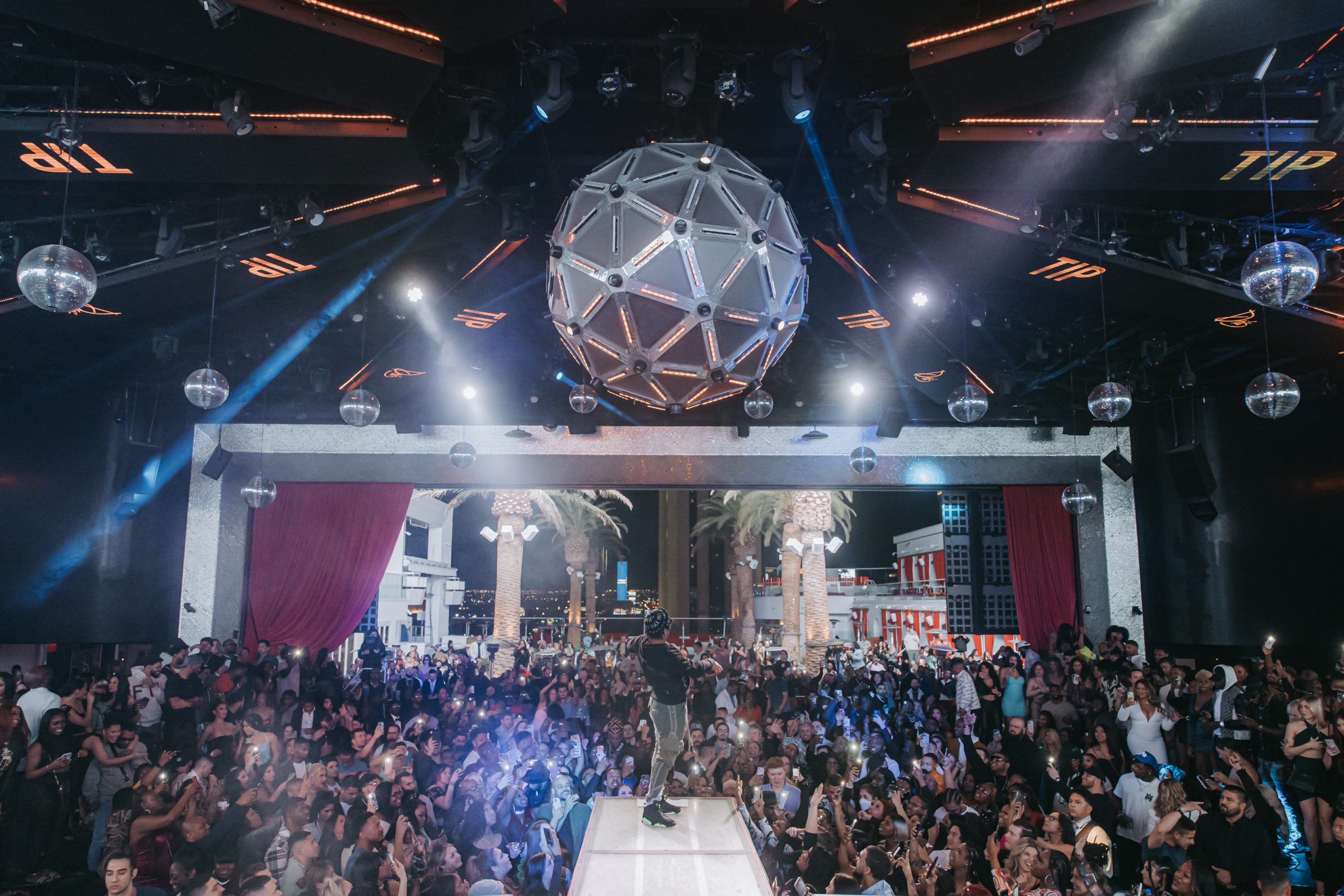 Photos  Jadakiss and TIP perform at Drai's Nightclub The Hype Magazine:  Unveiling the Pulse of Urban Culture - From Hip Hop to Hollywood! Explore a  Diverse Tapestry of Stories, Interviews, and