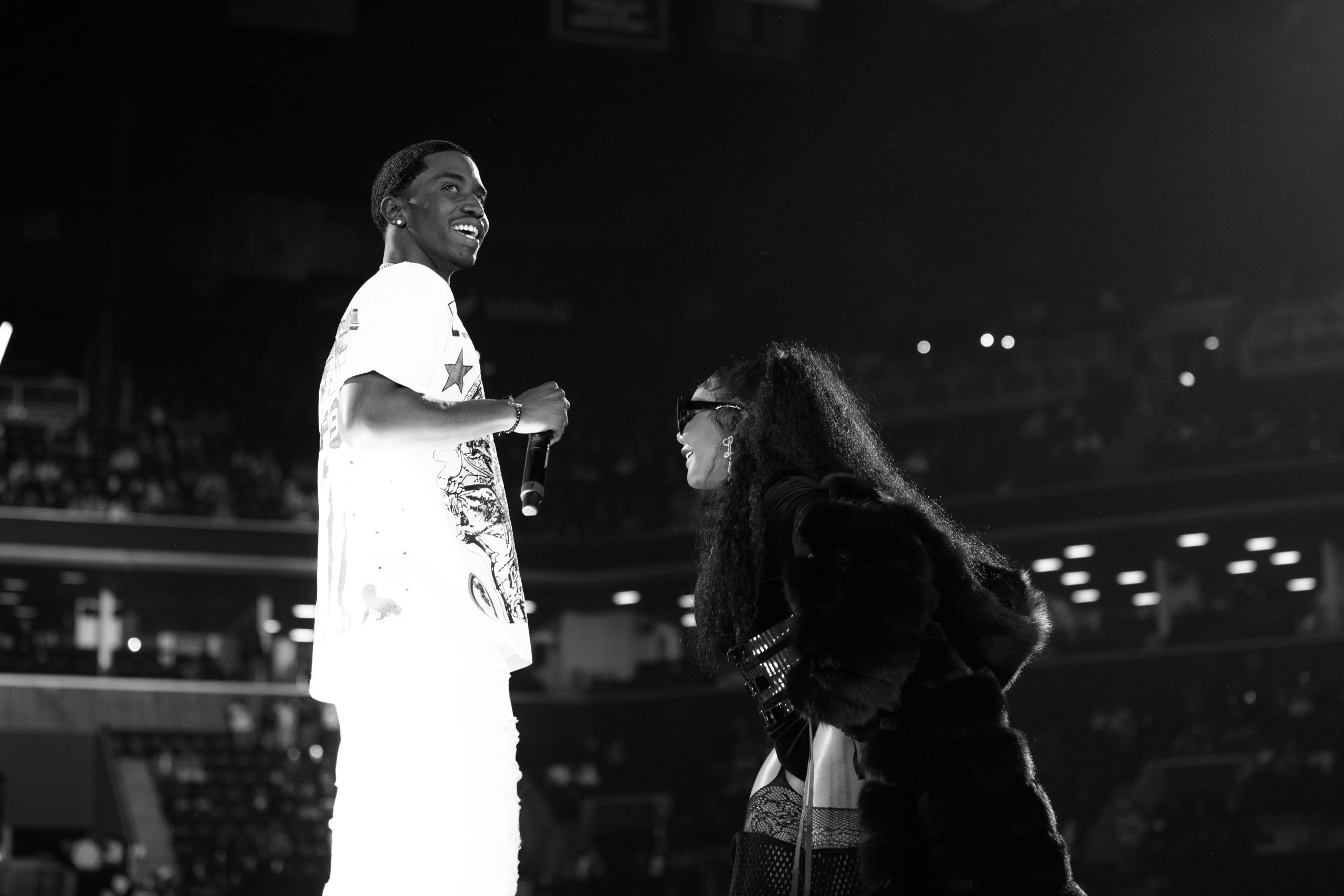 Lil Kim and King Combs onstage - Barclays December 30, 2022 - Photo Credit Henry Hwu