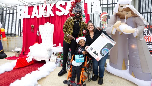 BLAKK Santa? Blakk Tatted of Blakk Smoke, Gives back! $100,000