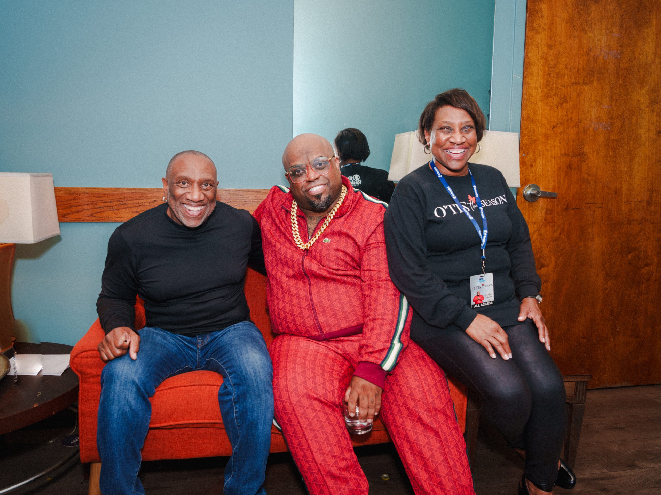 CeeLo Green with Karla Redding-Andrews (R) and Dexter Redding (L) (Photo/Video credit: Horace Braswell, Codec)